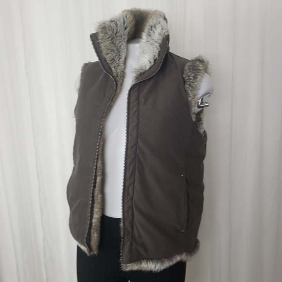 Weatherproof Garment Compant faux fur reversible vest size medium gray brown - Picture 6 of 10